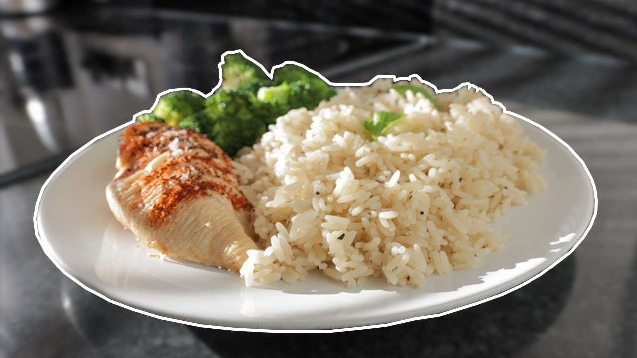 The Easiest and Fastest Way To Make Paprika Chicken, Rice and Broccoli