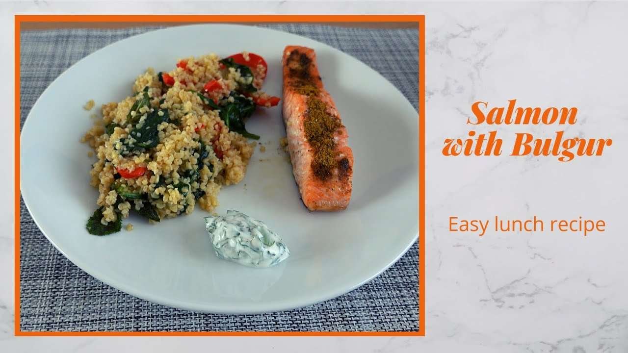 Salmon with paprika spinach bulgur – easy lunch recipe