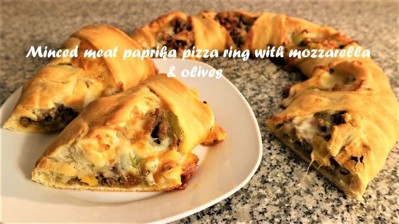 Minced meat paprika pizza ring with mozzarella & olives recipe