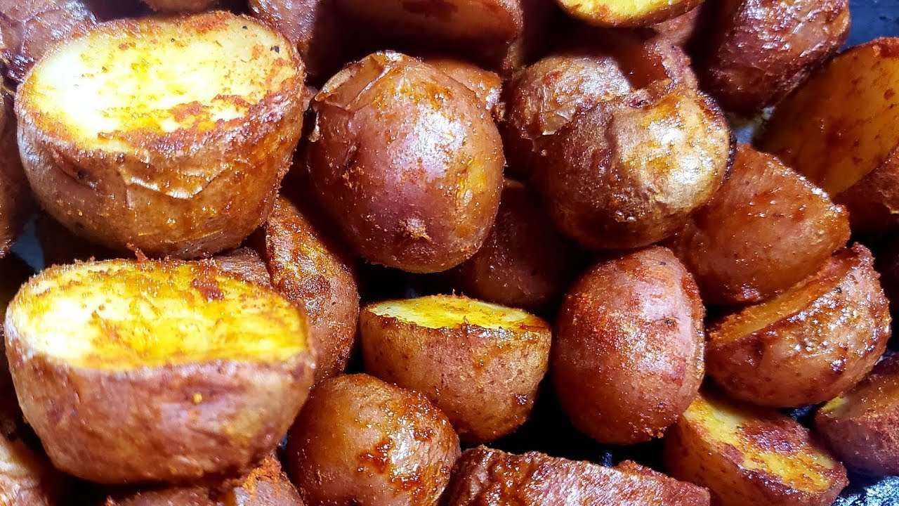 BEST BAKED PAPRIKA POTATOES RECIPE