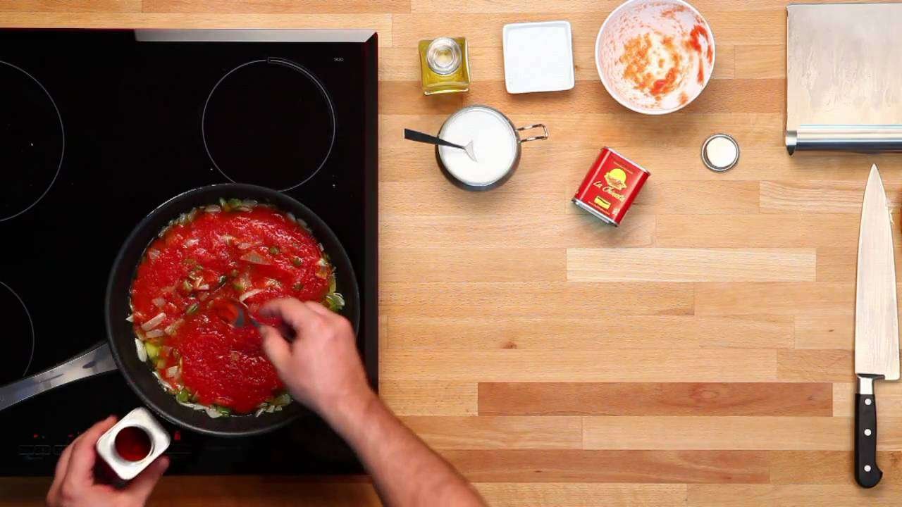 Salsa de Tomate al Pimentón La Chinata -Smoked Paprika Tomato Sauce