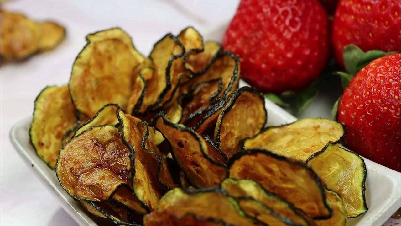 Zucchini Chips with Smoked Paprika/Vegan