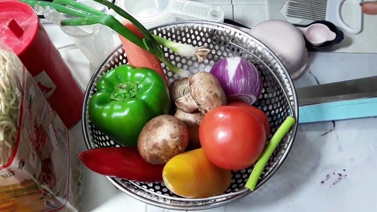 Paprika chicken stir fry Pt 1