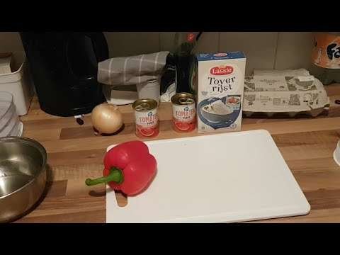 Making Paprika Rice