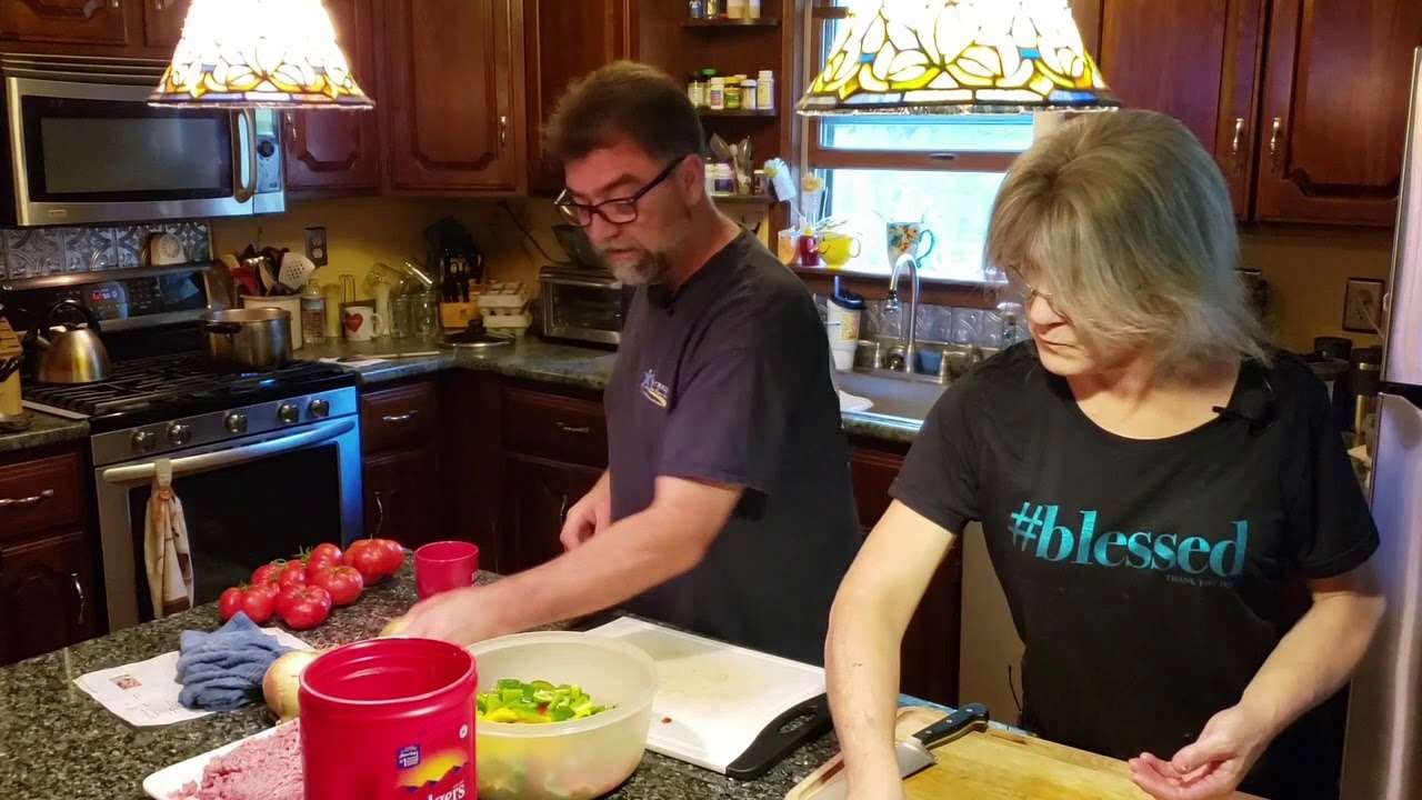This is the Best Paleo /  Low Carb Smokey Bacon Chili Recipe.  Announcing the Winner of the Honey.