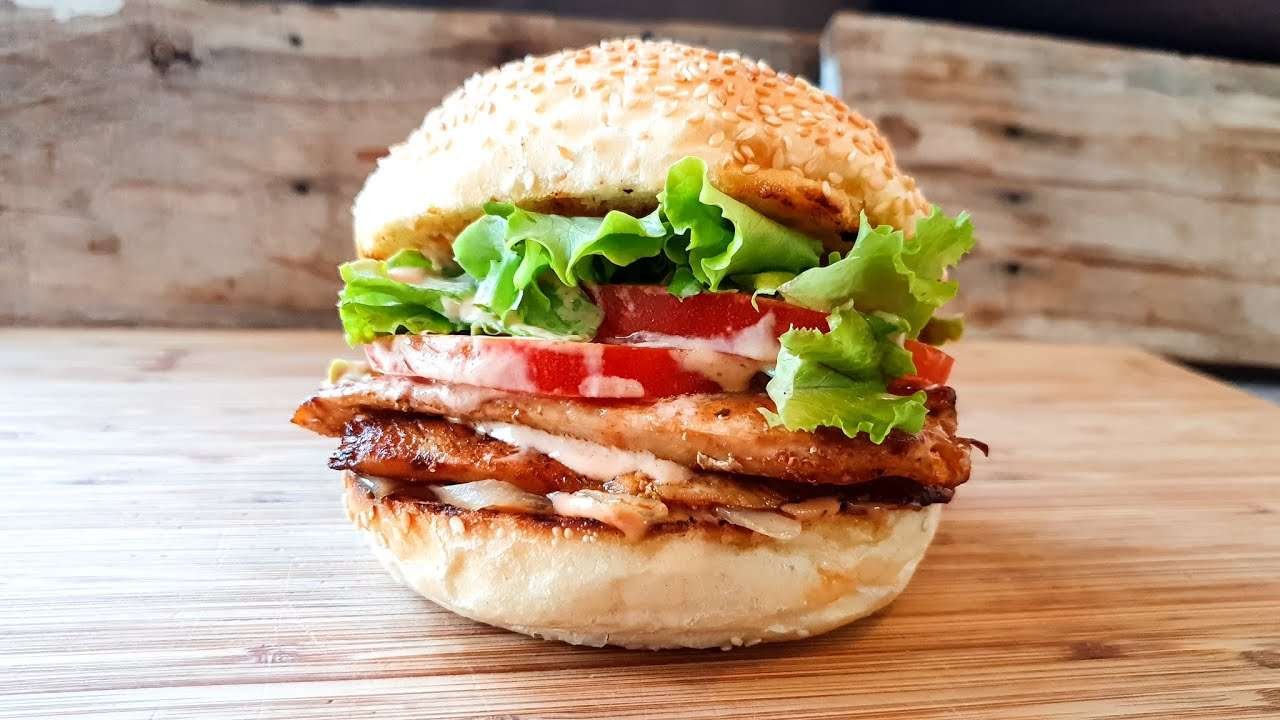 Kako se pravi Chicken Burger – (Sendvič s piletinom)