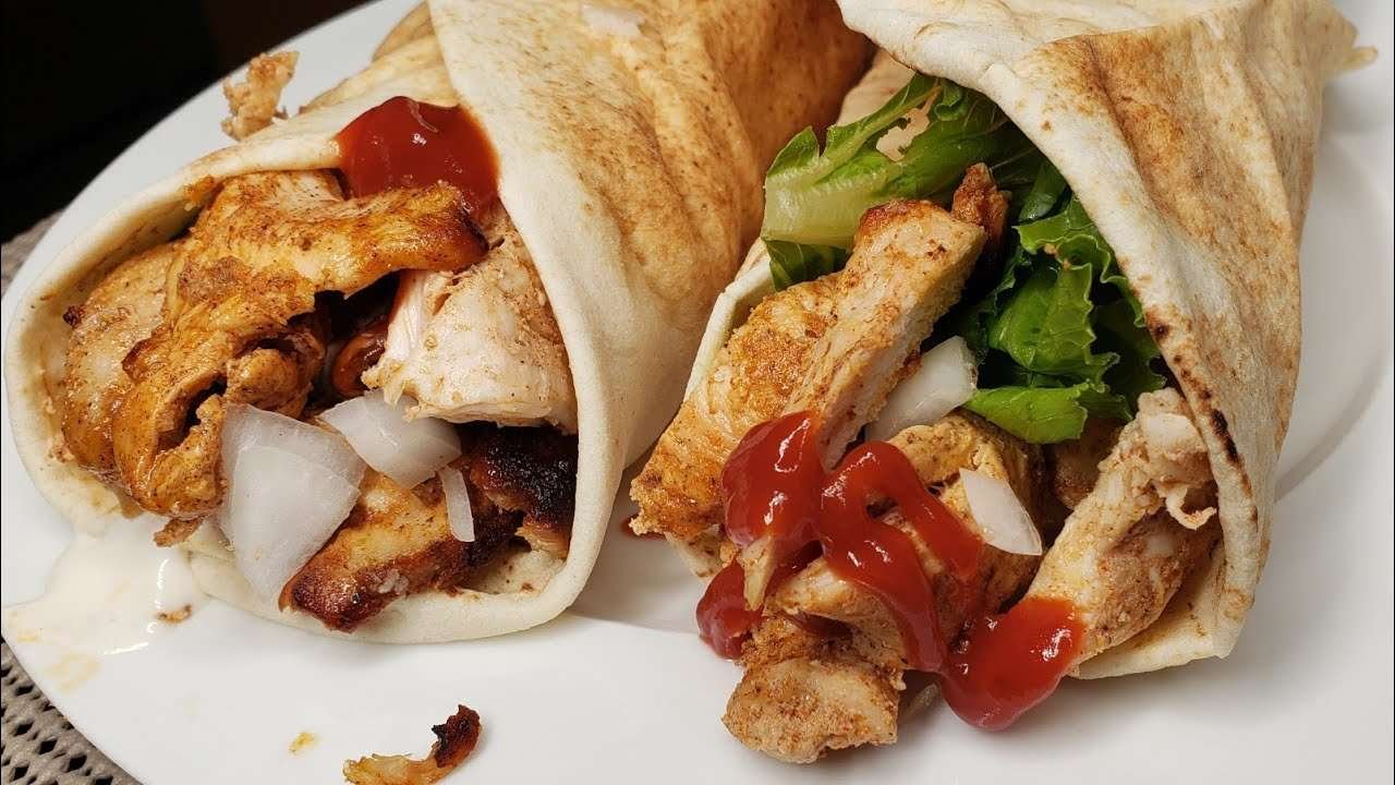 EASY and QUICK HOMEMADE SHAWARMA with GARLIC SAUCE RECIPE