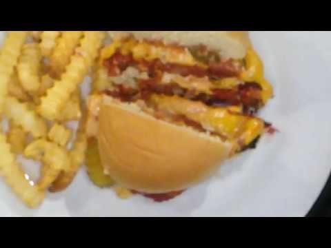 The Absolute Best Insanity Mac Burger – Vegans Rejoice