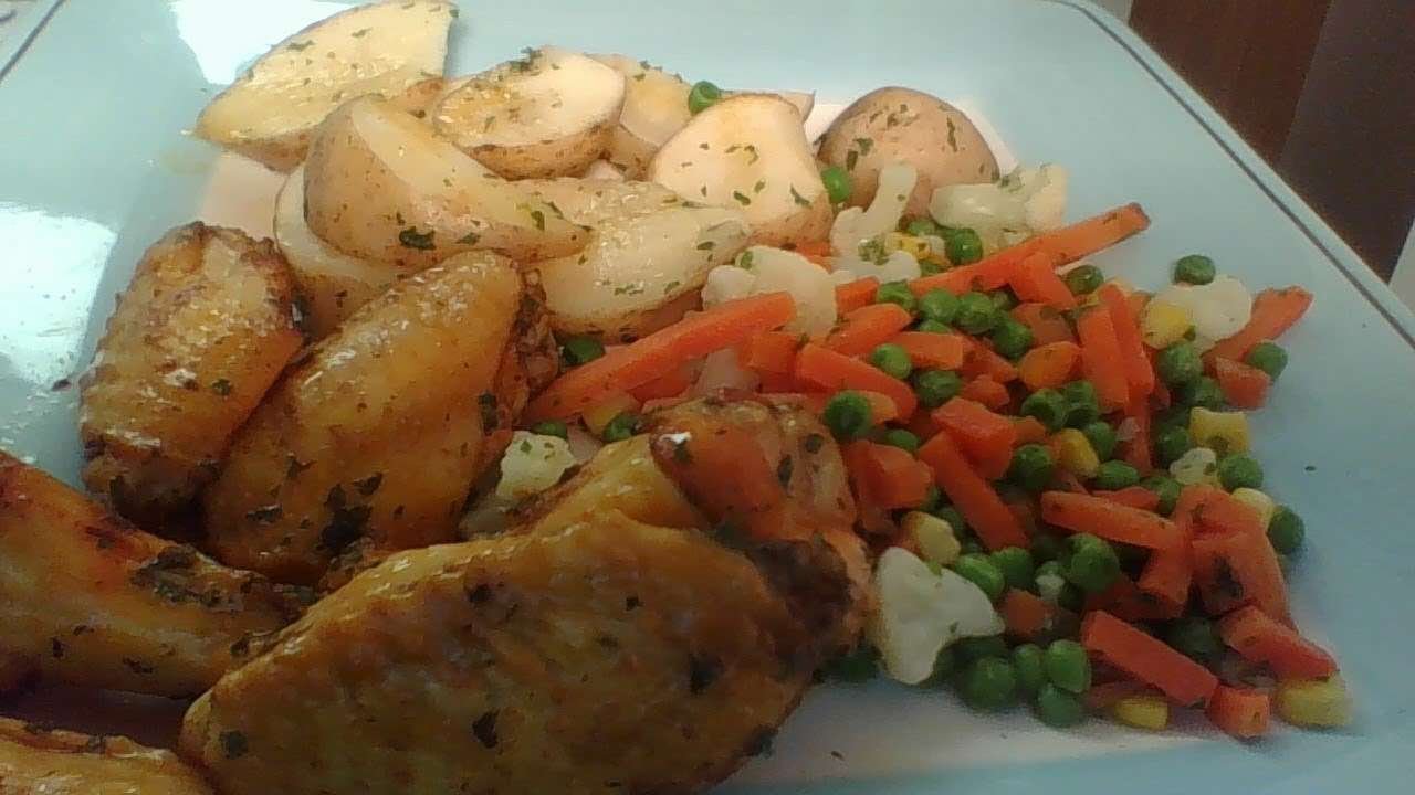 Joyful Judy's Paprika Chicken 🍗🥗🥕🍲🥔🍅🍀