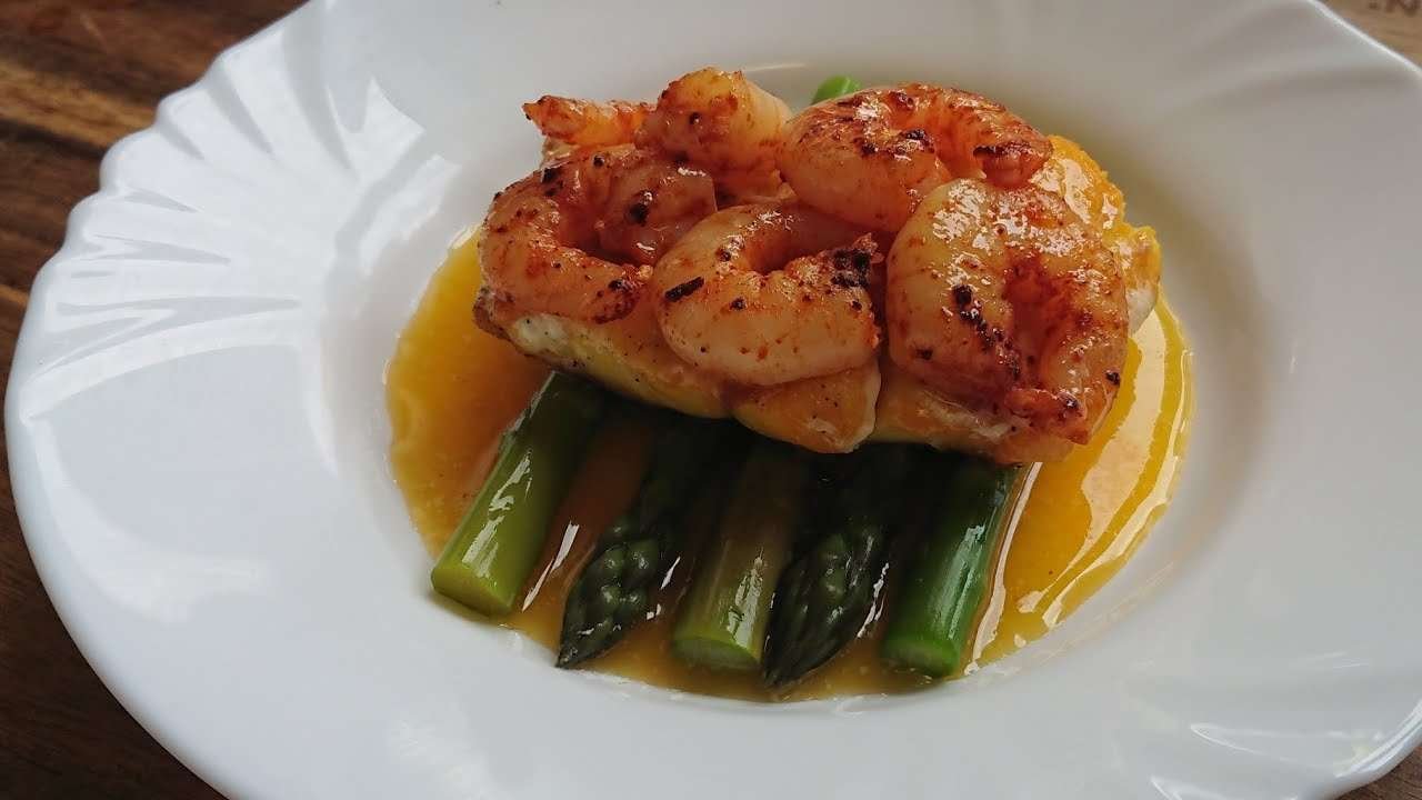 STARTER Smoked Cod Beurre Blanc Sauce Smoked Paprika Prawns Asparagus Tips #28 Cooking and more…