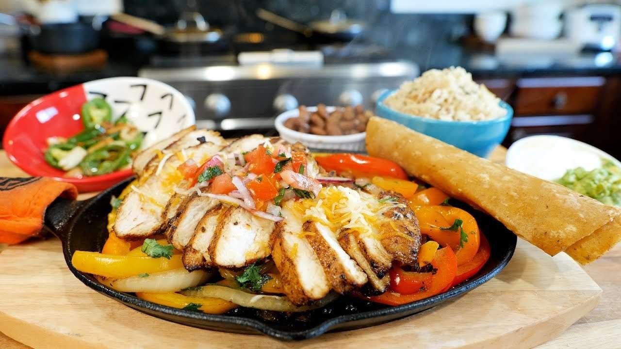 Ultimate Sizzling Tex-Mex Chicken Fajitas & Seasoned Rice | Skillet Stove Top Fajitas