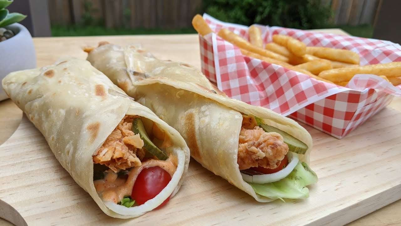 Crispy Chicken Paratha Roll with Sauce | Fusion Recipes| Today’s Aroma