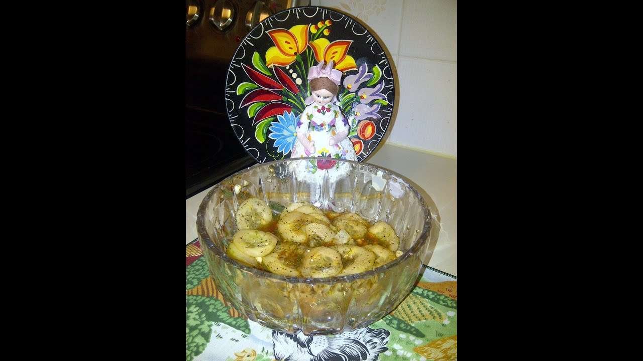 HUNGARIAN CUCUMBER SALAD authentic traditional quick and easy  / UBORKA SALÁTA