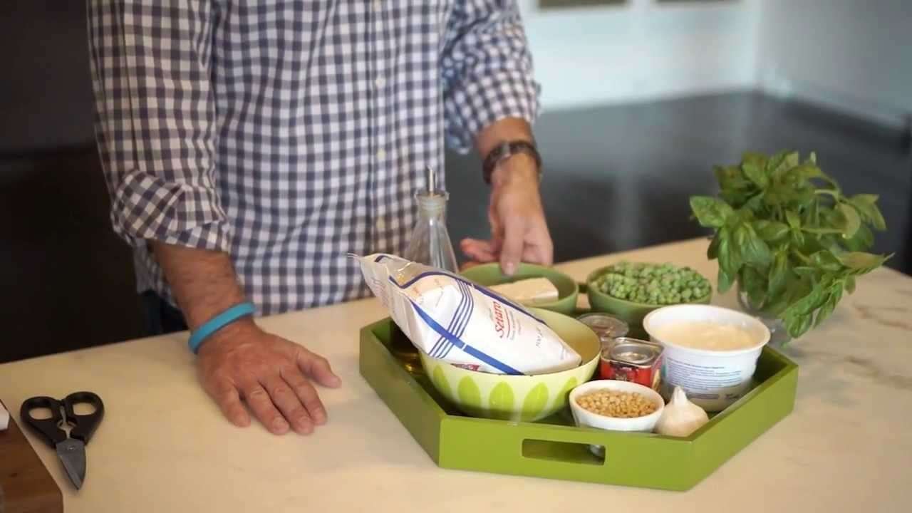 Healthy Pasta with Greek Yogurt & Greens: Cooking with Domestic Daddy