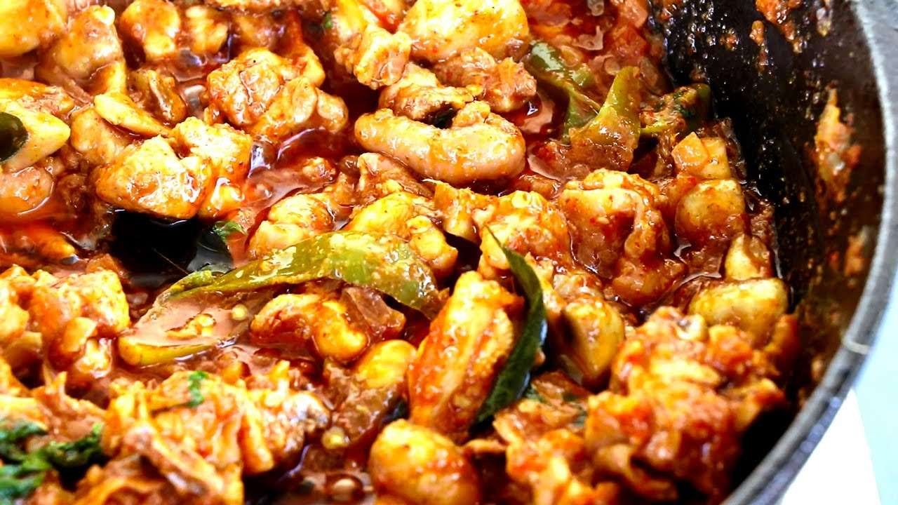 Chicken Mushroom Thokku Recipe – Chicken mushroom thokku for Chapathi