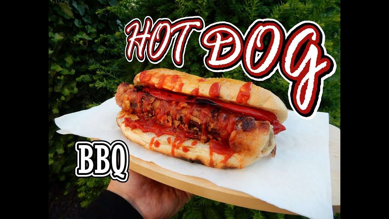 BBQ Grill Hot Dogs Deluxe mit Frische grobe Bratwurst, Paprika und Käse auf dem Gasgrill🔥 Burnhard.