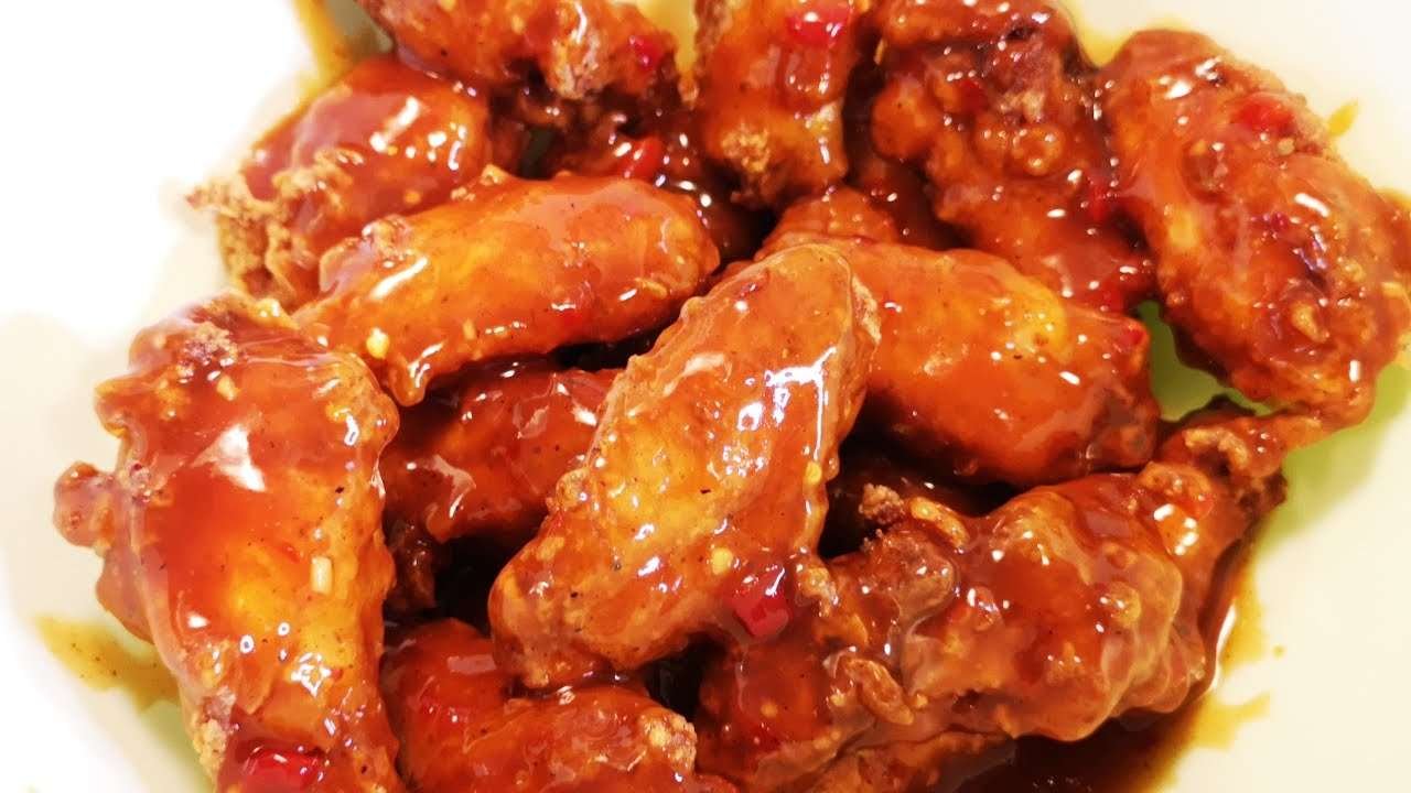 THE BEST CRISPY BUFFALO CHICKEN WINGS: Must Try Recipe