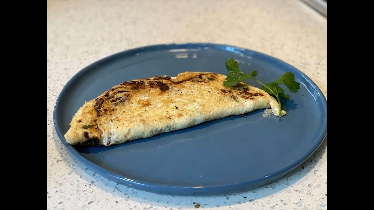 Egg White Mushroom Omelette Recipe – Your Work from Home Breakfast!