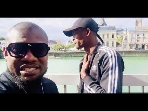 Soutien à notre jeune artiste Daro Malebouzee pour la sortie de son maxi Single.￼