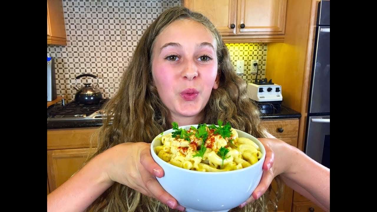 Creamy Vegan Mac and Cheese! Kids Love it!
