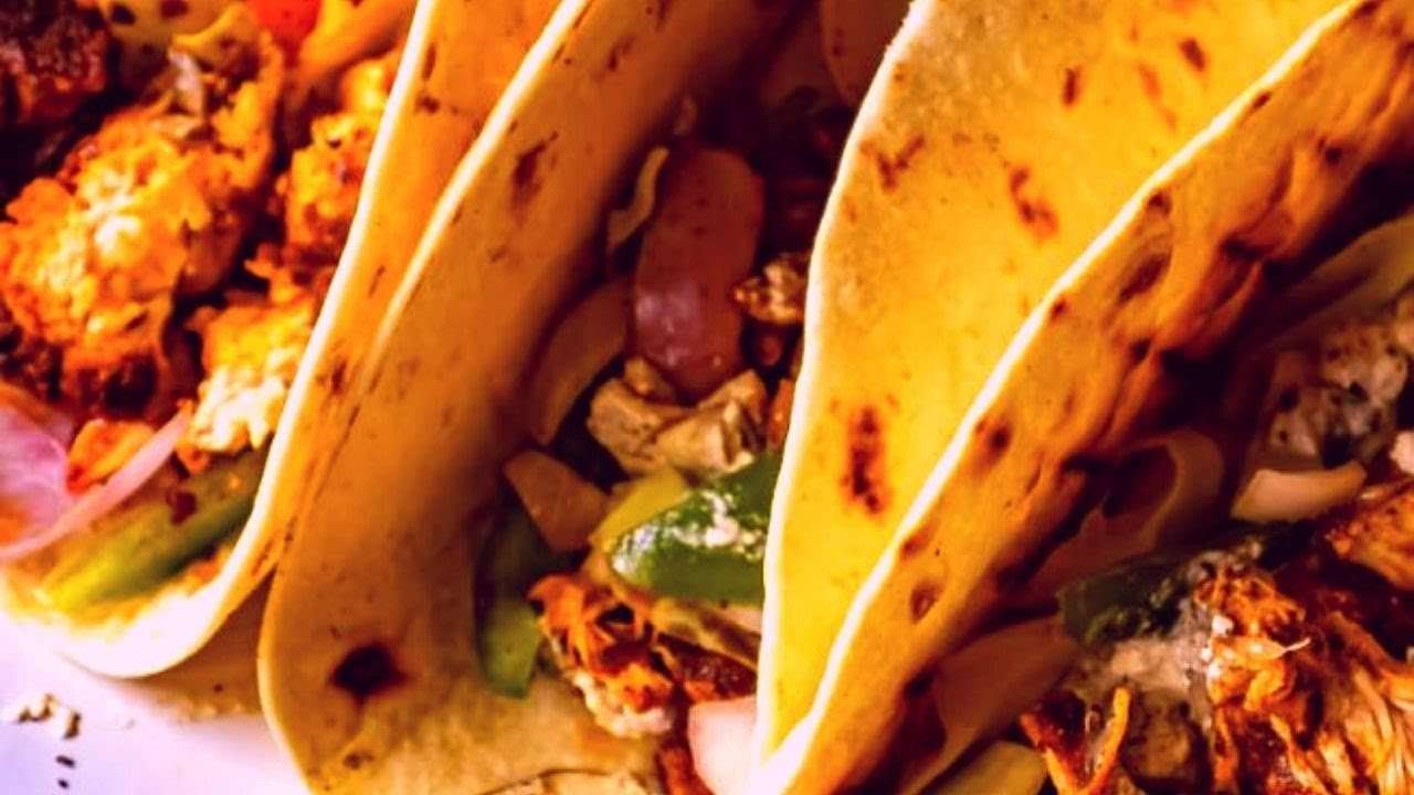 Grilled Chipotle Chicken Pepper Tacos | Chicken Taco Recipe | Taco recipe at home