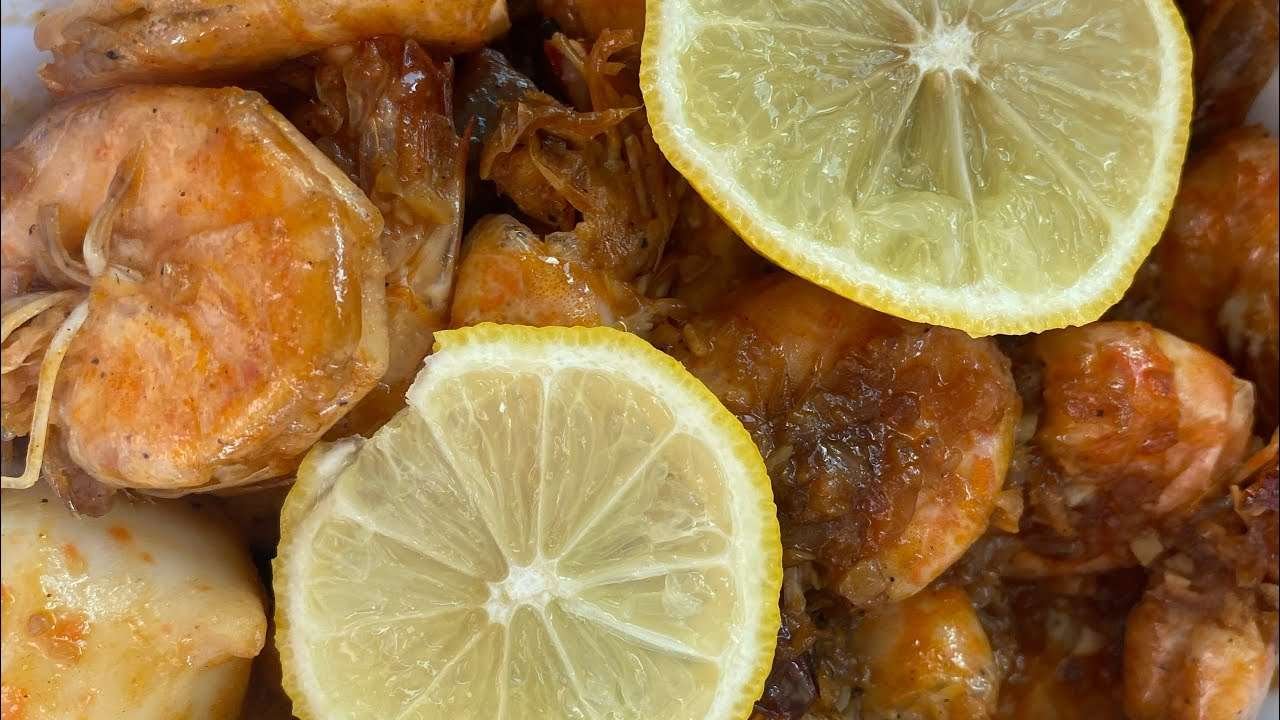 SIMPLE AND YUMMY GARLIC BUTTERED SHIRMP || MADONNA MAYOR