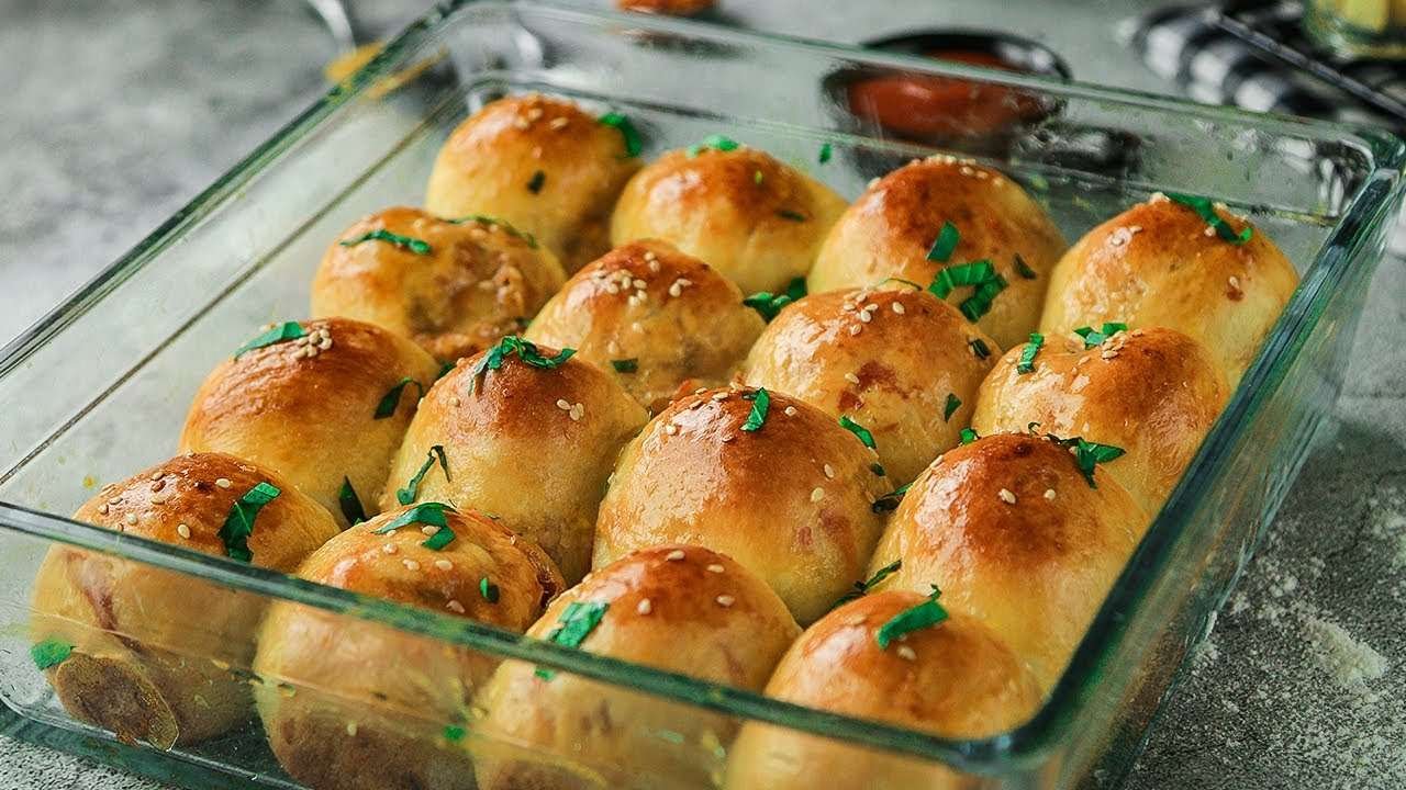 Pull-Apart Chicken Fajita Stuffed Buns Recipe By SooperChef