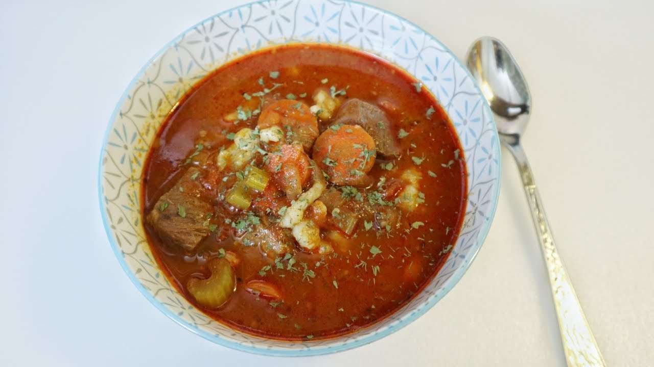 HUNGARIAN BEEF GOULASH/FAMILY RECIPES/MEAL IDEAS