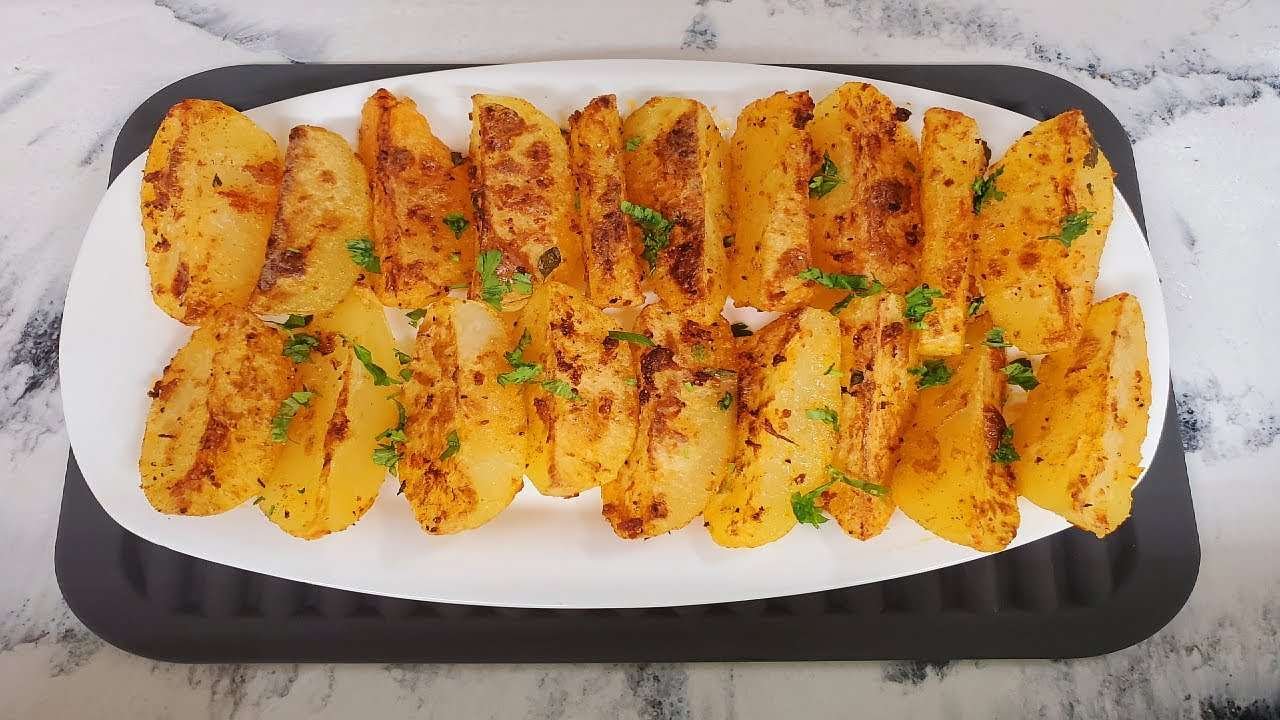 بطاطس مشوية في الفرن بطريقة مميزة وطعم اروع – Roasted Potatoes Recipe