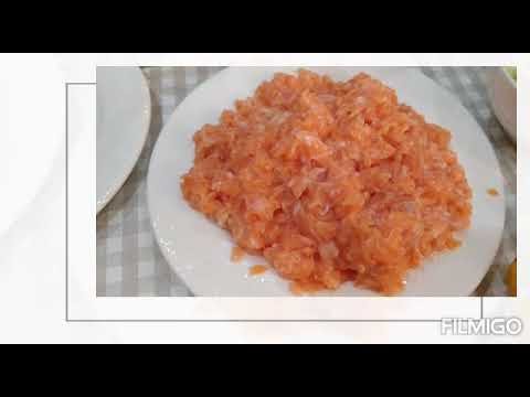 HOW TO MAKE SALMON PATTIES