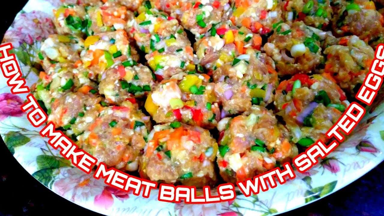 VEGETARIAN MEAT BALLS WITH SALTED EGGS