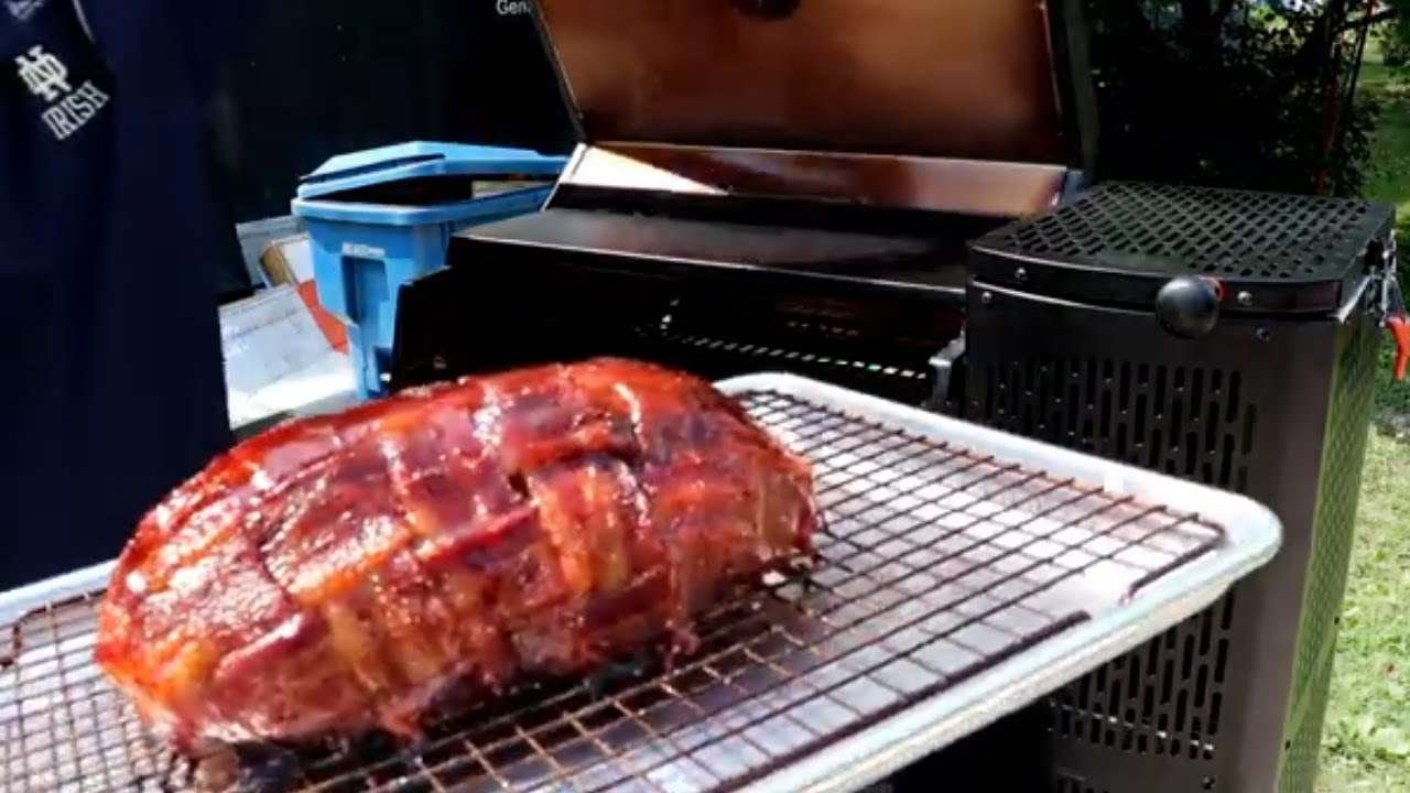 Jalapeno Cheese Stuffed BBQ Meatloaf on the Masterbuilt Gravity Series 560 Smoker