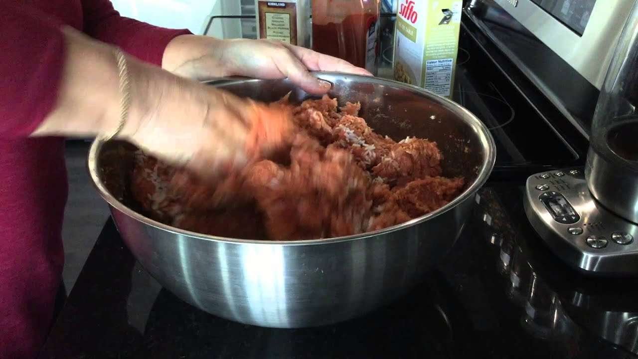 Hungarian cabbage rolls with sauerkraut & smoked meat