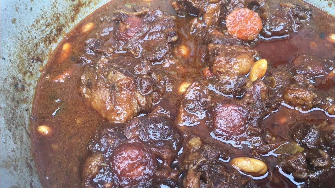 How to make Jamaican style Oxtails| the best oxtails recipe| easy oxtails recipe | Food Konnection