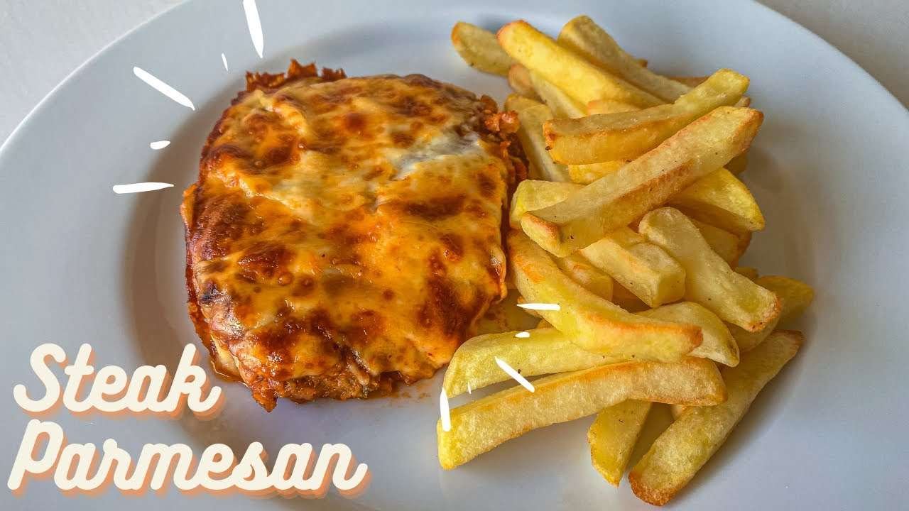 Simple Steak Parmesan Recipe | How To Make Easy Steak Parm Dinner | Receita Fácil Filé à Parmegiana