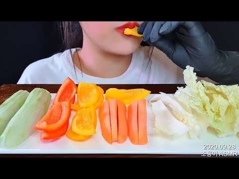 Mukbang ASMR Cucumber, paprika, carrot and chinese cabbage 오이, 파프리카. 당근, 알배추 먹방