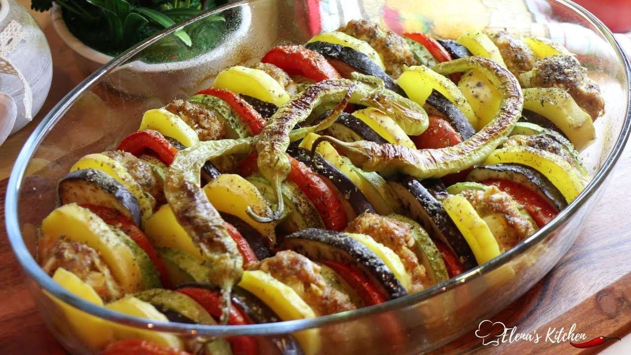 РАТАТУЙ С КЮФТЕТА ЛЕСНА РЕЦЕПТА/RATATOUILLE WITH MEATBALLS EASY RECIPE