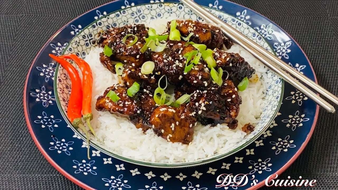 SWEET AND SPICY Sesame Chicken with rice