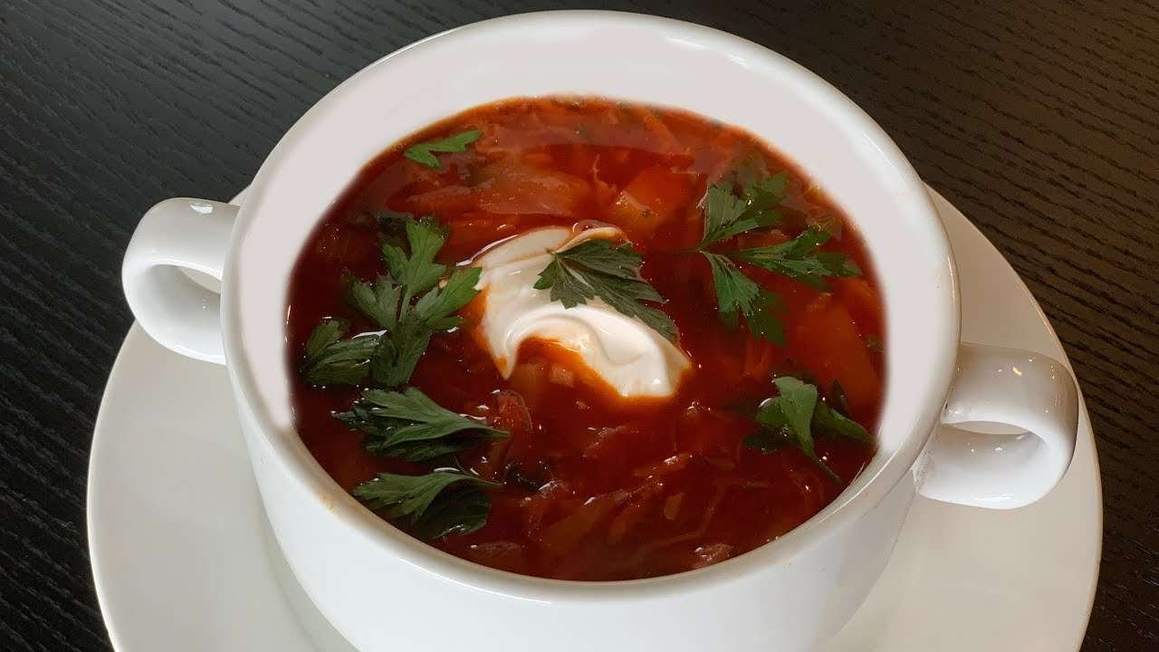 How to Make the BEST Russian Red Borscht (Постный Борщ) | Vegan and Delicious Soup