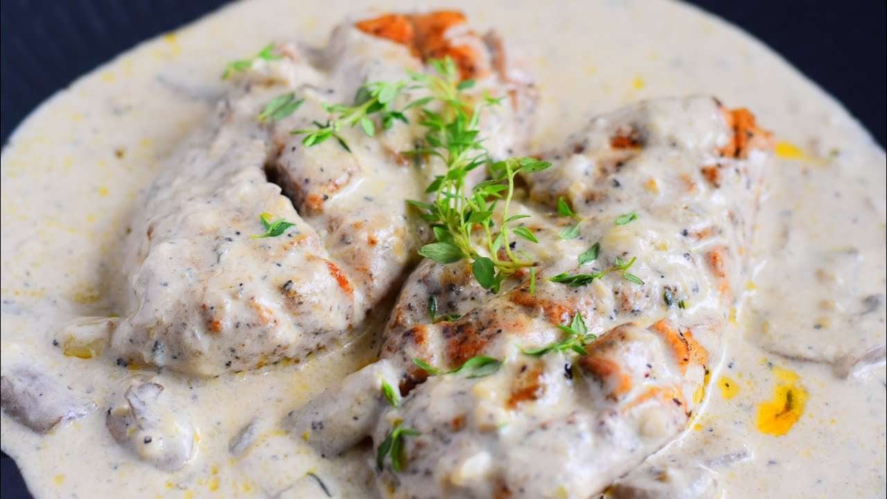 CHICKEN IN MUSHROOM SAUCE