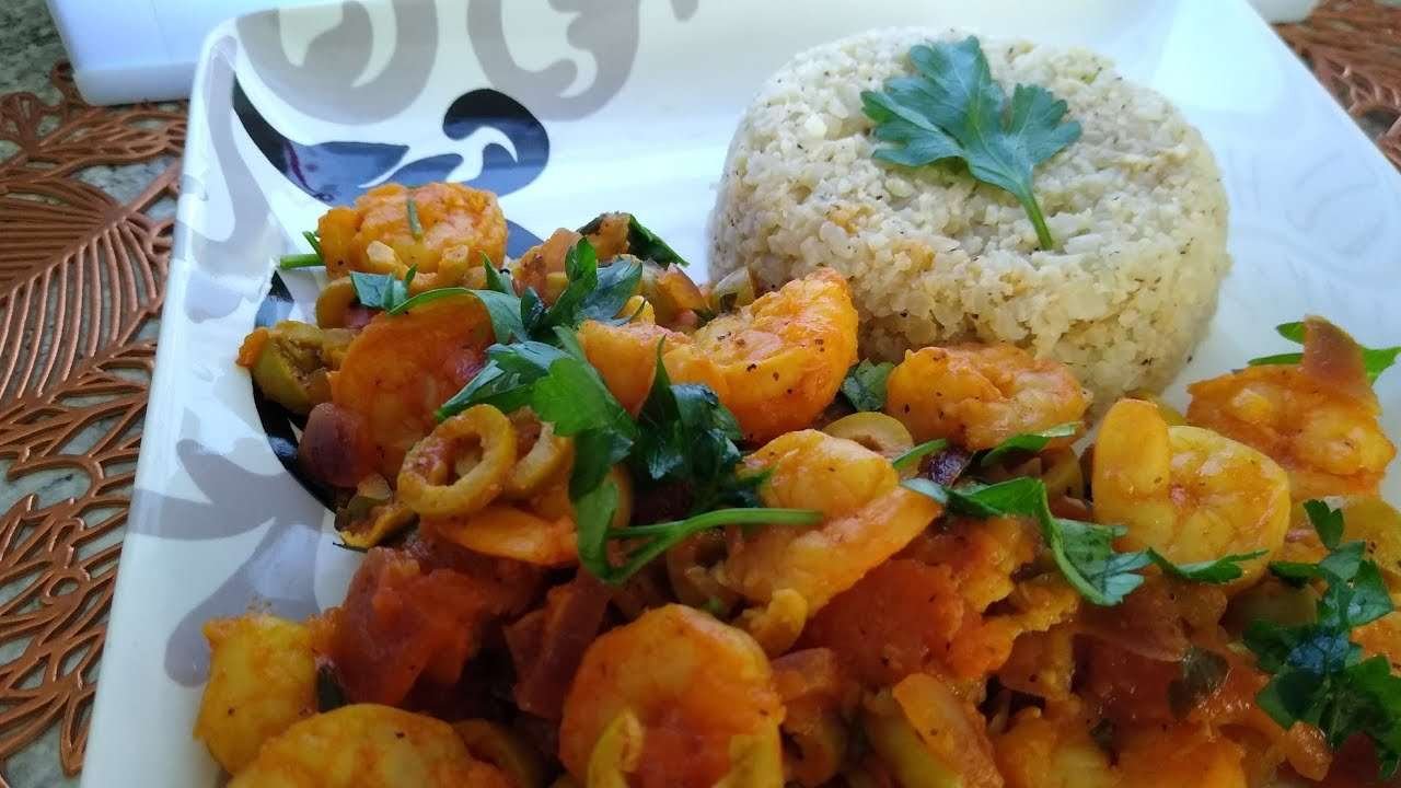 Best keto meal with cauliflower rice & shrimp 🍤 🍚.