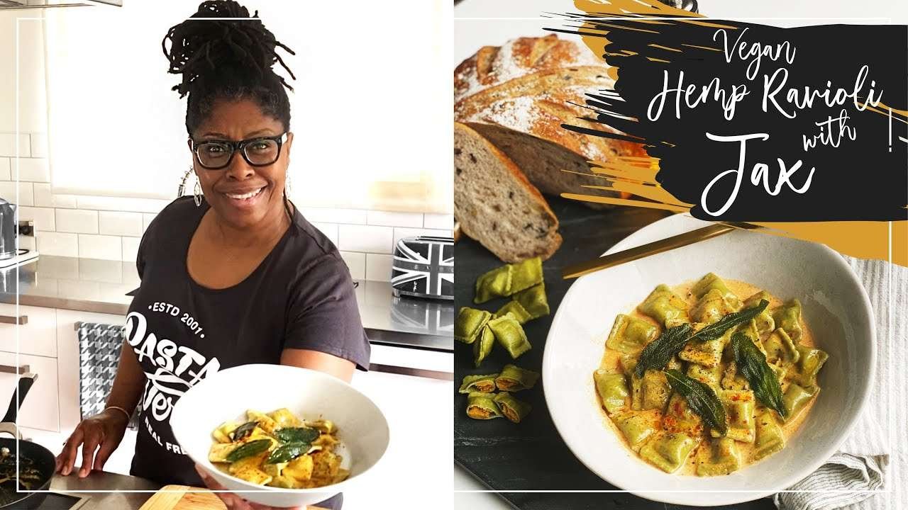 Pasta Vera | Vegan pumpkin & ricotta hemp ravioli w. smoked paprika sauce & crispy sage leaves