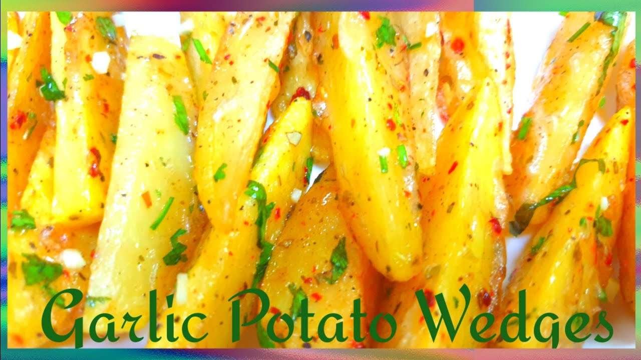 Garlic Potato Wedges | Easy Potato Snacks Recipe | Crispy Potato Wedges