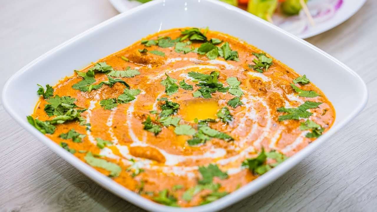 Restaurant Style Butter Chicken | Murgh Makhni Recipe by The Food Fantasy