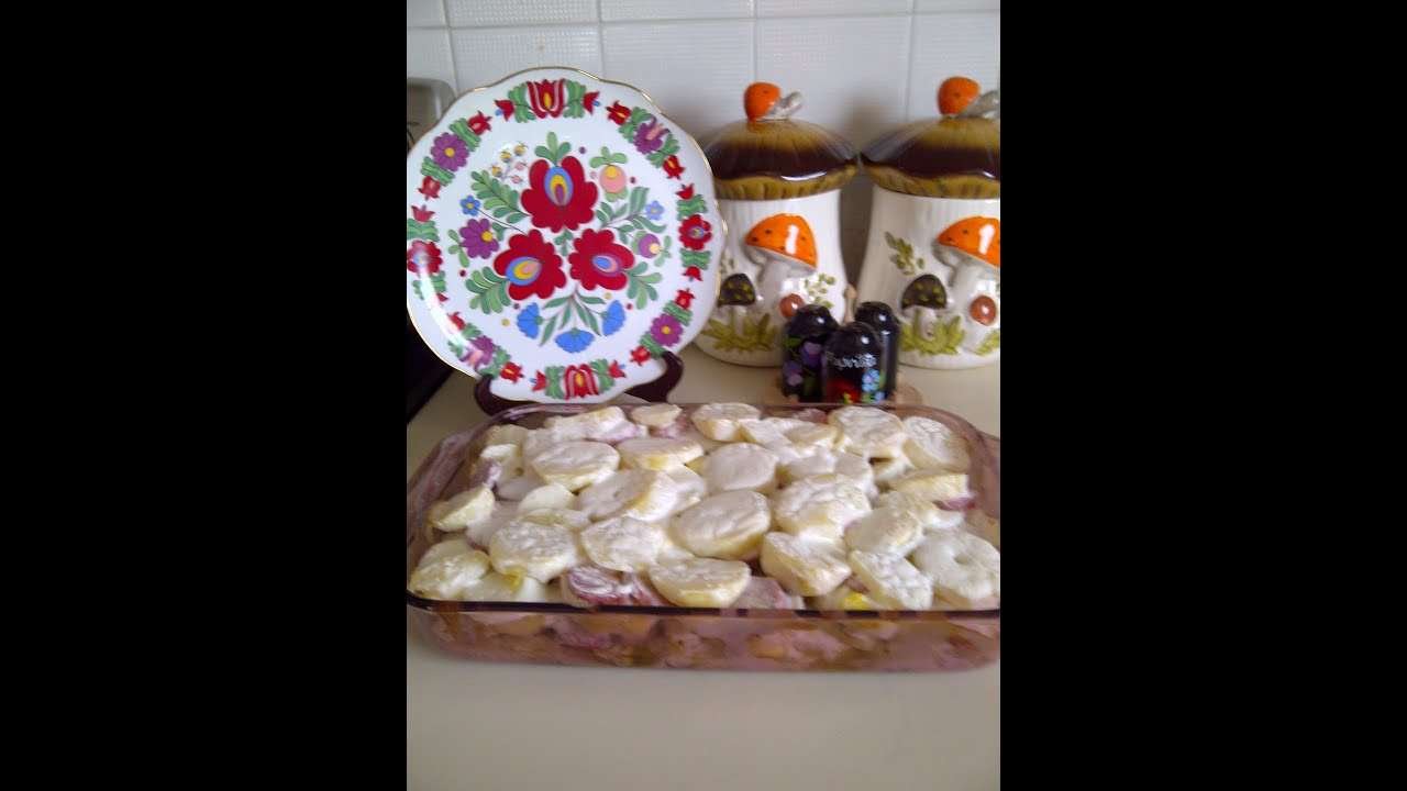 HUNGARIAN LAYERED POTATOES  /  RAKOTT KRUMPLI