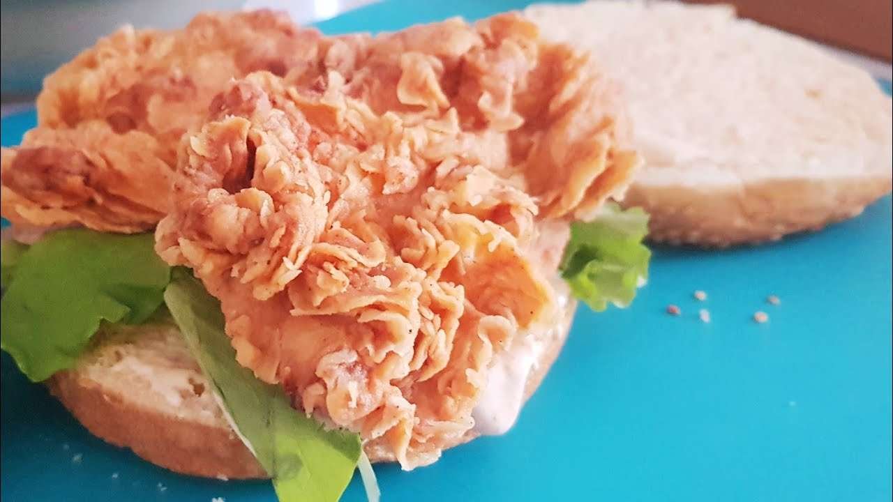 KFC CHICKEN BURGER recipe |  Much the same | Recipe in Urdu/Hindi