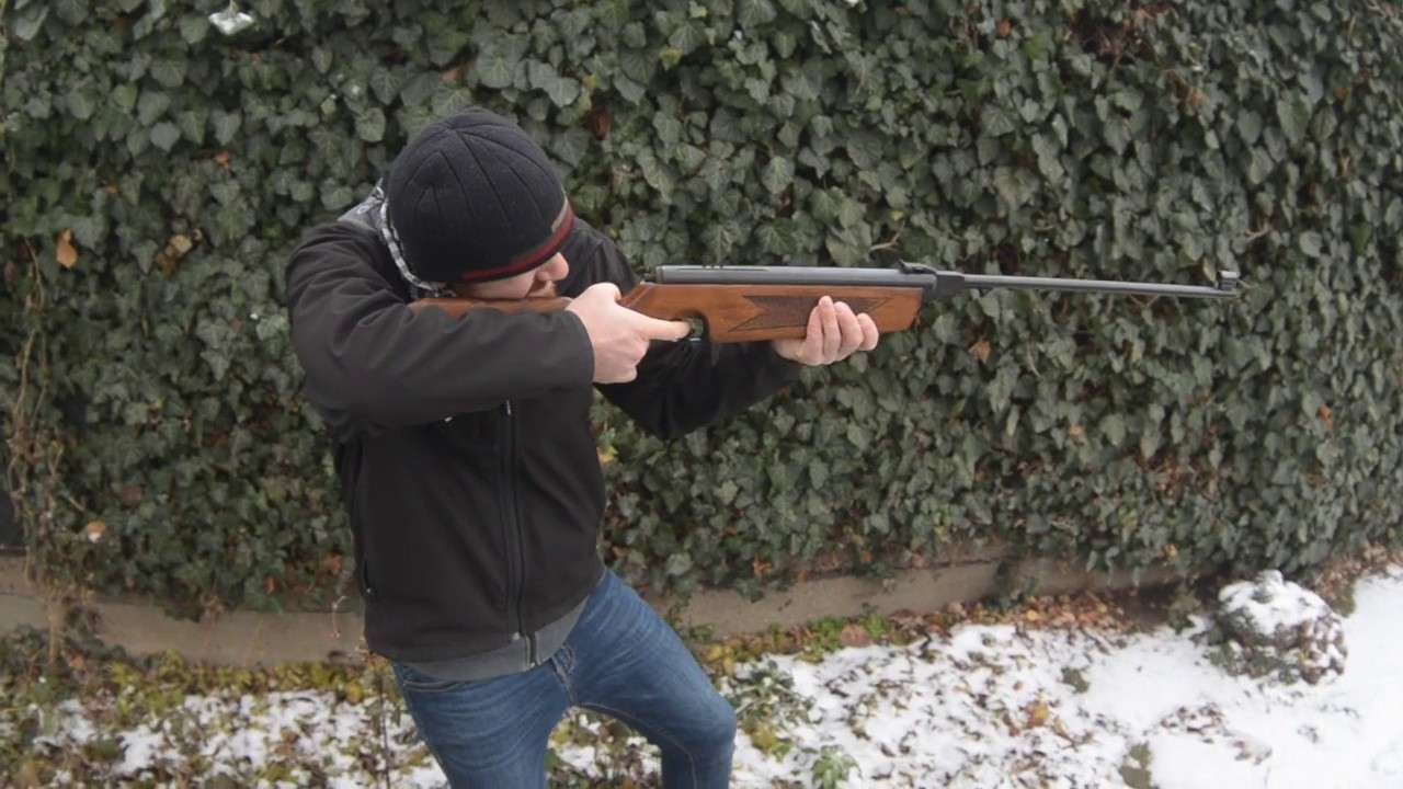 Hungry Hungarian Mealtime – Ruthless Rabbit Stew (Nyúlpaprikás)