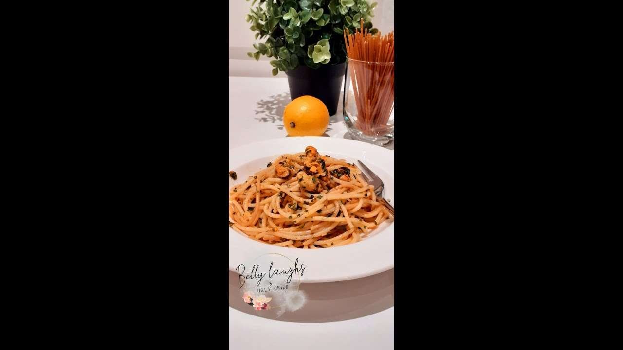 Easy peasy Dinner on a budget | Pasta with pickled mussles