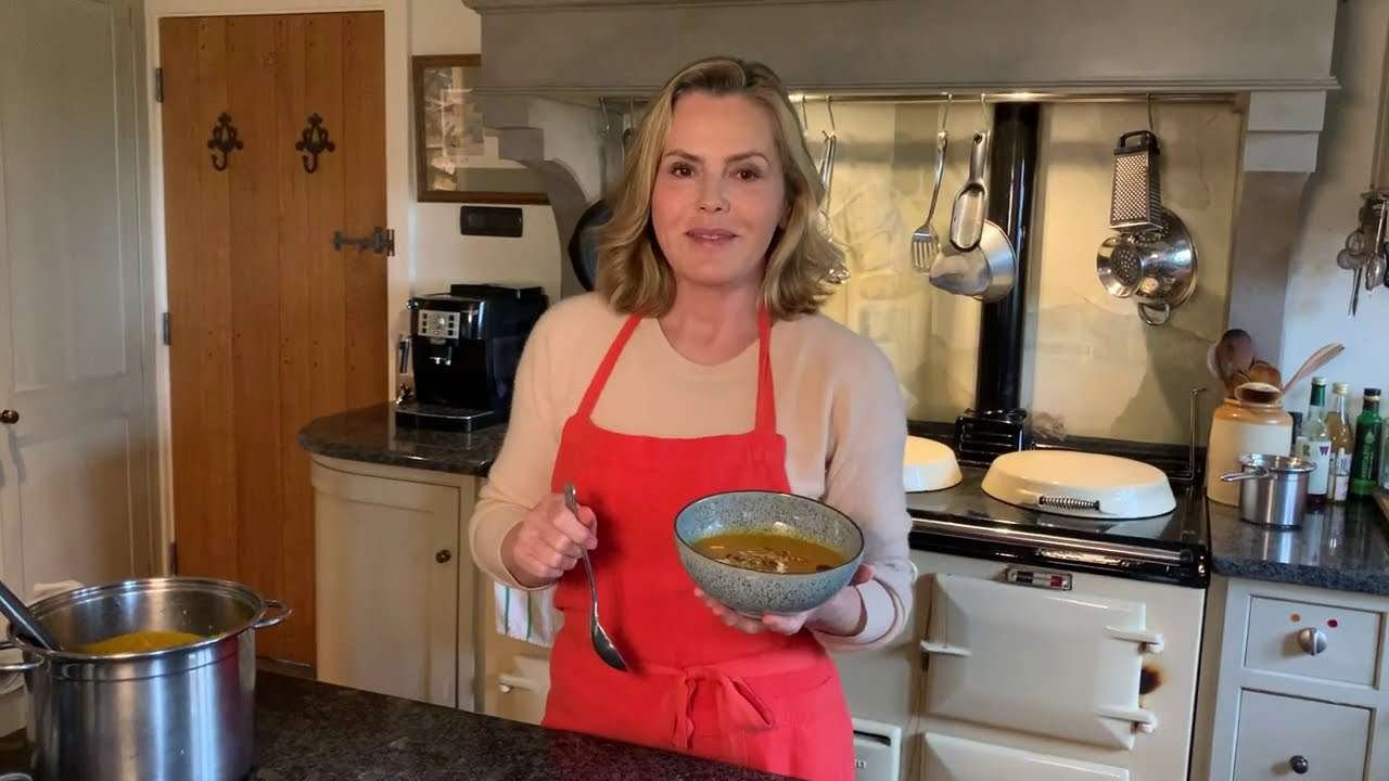 Roasted pumpkin soup recipe with Liz Earle | Liz Earle Wellbeing
