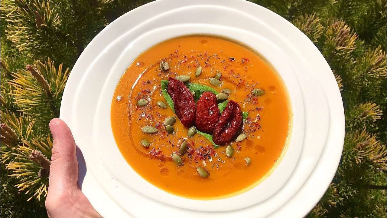 Pumpkin cream soup, simple and delicious recipe!